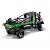 LEGO® Technic - Camion De Testari 4X4 Mercedes-Benz Zetr 42129